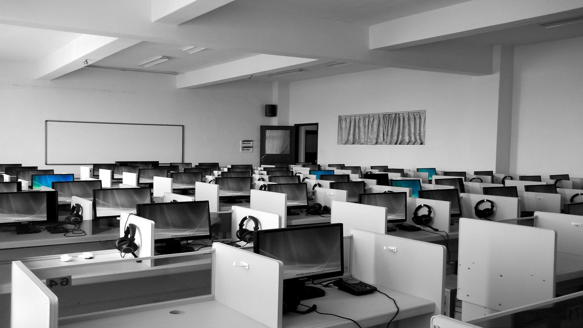 Network cables and ethernet connections in a data center